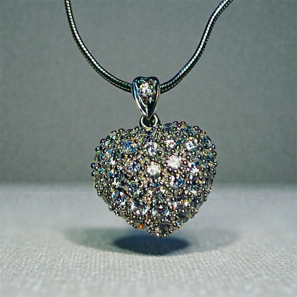 Jewelry - Sparkling Sterling Silver Cubic Zirconia Locket Necklace